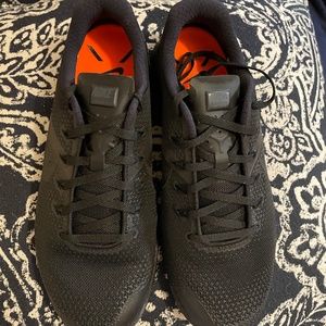 NIB Nike Metcon 4 - Size W 9.5/M 8 (US) - NIB